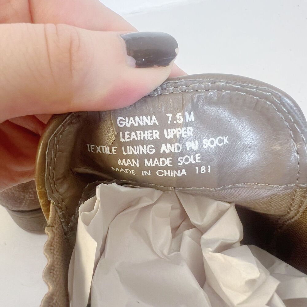 Steve Madden Gianna Taupe Suede Chelsea Ankle Boots Booties Women's Size 7.5 - Picture 5 of 8
